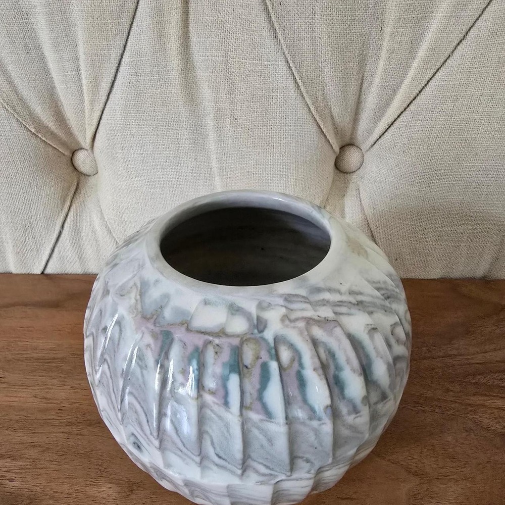 Round glazed ceramic vase with abstract pastel design 5.5" tall
